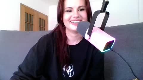 Snapshot of dellacrush_ chatting on 28, 2, 2025 dellacrush_ online show from 28, 2, 2025