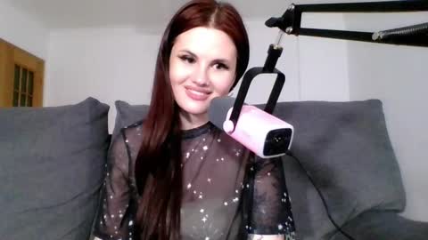 Snapshot of dellacrush_ chatting on 12, 3, 2025 dellacrush_ online show from 12, 3, 2025