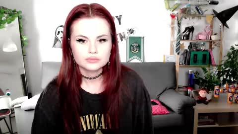 Snapshot of dellacrush_ chatting on 28, 10, 2025 dellacrush_ online show from 28, 10, 2025