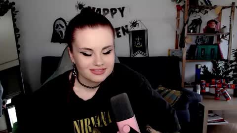 Snapshot of dellacrush_ chatting on 3, 11, 2025 dellacrush_ online show from 3, 11, 2025