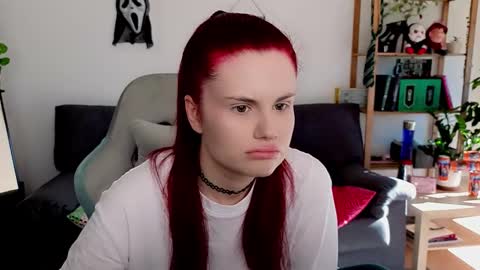 Snapshot of dellacrush_ chatting on 18, 11, 2025 dellacrush_ online show from 18, 11, 2025