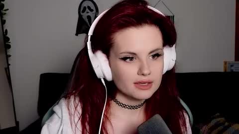 Snapshot of dellacrush_ chatting on 29, 11, 2025 dellacrush_ online show from 29, 11, 2025