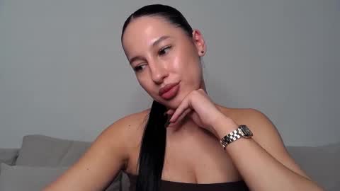 delly_love online show from 16, 9, 2025