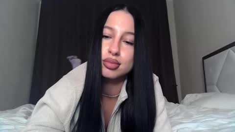 delly_love online show from 12, 10, 2025