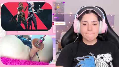 Snapshot of demi_chan chatting on 23, 9, 2025 demiii online show from 23, 9, 2025