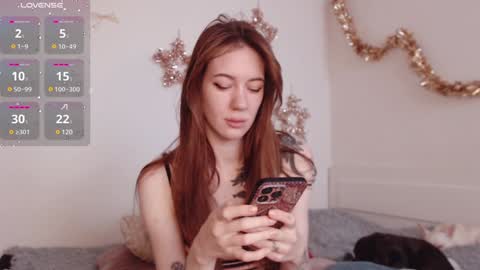 Snapshot of demiamour chatting on 15, 12, 2024 Demi. not your babybabebb and other shit online show from 15, 12, 2024