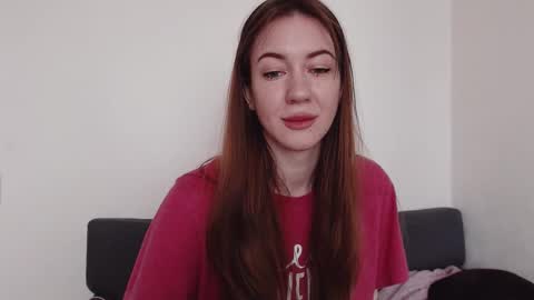 Snapshot of demiamour chatting on 23, 9, 2025 Demi. not your babybabebb and other shit online show from 23, 9, 2025