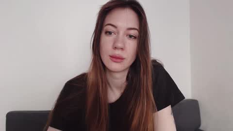 Snapshot of demiamour chatting on 23, 12, 2025 Demi. not your babybabebb and other shit online show from 23, 12, 2025