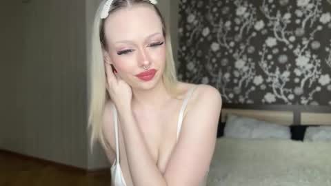 Snapshot of demilodge chatting on 2, 12, 2025 Demi online show from 2, 12, 2025