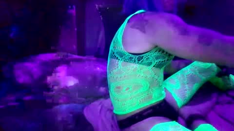 Snapshot of demondelight666 chatting on 22, 12, 2025 Demondelight666 online show from 22, 12, 2025