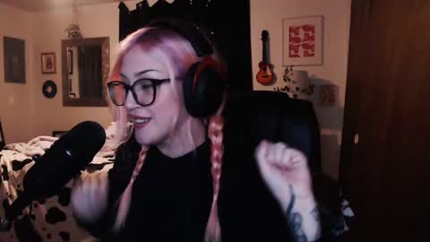 Snapshot of demongf chatting on 19, 1, 2025 Demoness Mina online show from 19, 1, 2025