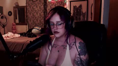 Snapshot of demongf chatting on 28, 10, 2025 Demoness Mina online show from 28, 10, 2025