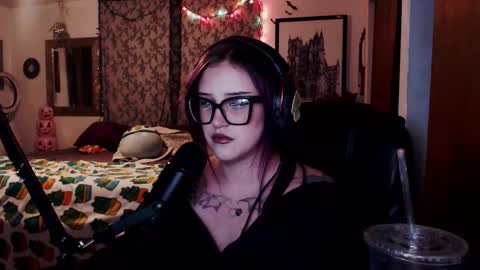 Snapshot of demongf chatting on 1, 11, 2025 Demoness Mina online show from 1, 11, 2025