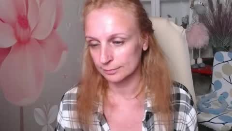 Snapshot of denhiey_here chatting on 18, 6, 2026 denhiey online show from 18, 6, 2026