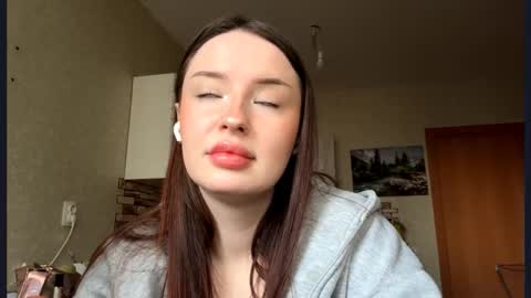 Snapshot of denicecrapser chatting on 22, 12, 2025 Annie online show from 22, 12, 2025