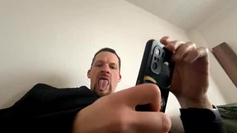 denis19872 online show from 16, 4, 2026