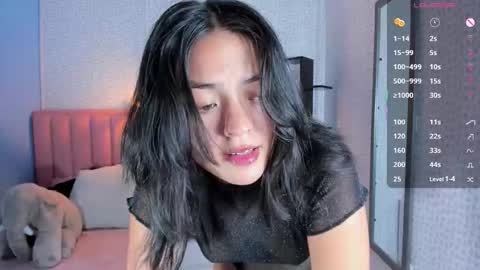 Snapshot of deniserichard2 chatting on 17, 10, 2025 D E N I S online show from 17, 10, 2025