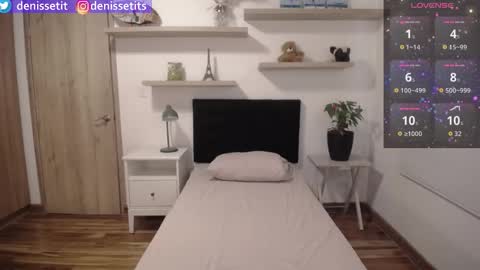    online show from 6, 10, 2025