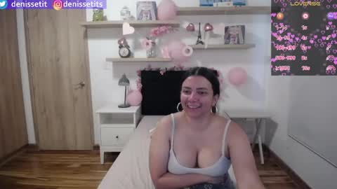 Snapshot of denissetits chatting on 16, 4, 2026 online show from 16, 4, 2026