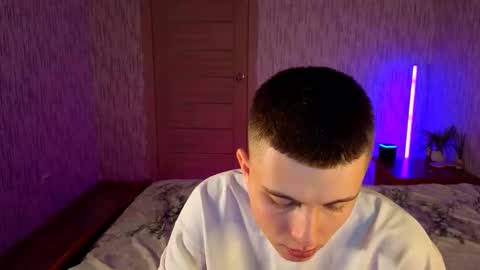 Snapshot of denisx444 chatting on 17, 10, 2025 Denis online show from 17, 10, 2025