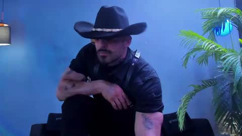 Snapshot of dennis_cox_ chatting on 9, 7, 2026 dennis_cox_ online show from 9, 7, 2026