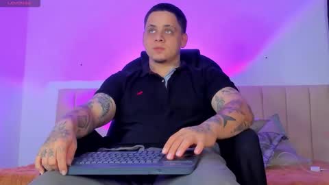 dennis munera online show from 19, 9, 2025