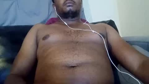 Snapshot of dentzo chatting on 11, 12, 2024 mastER blACK online show from 11, 12, 2024