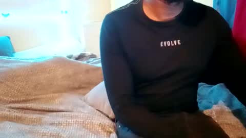 Snapshot of dentzo chatting on 1, 3, 2025 mastER blACK online show from 1, 3, 2025