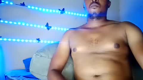 Snapshot of dentzo chatting on 2, 3, 2025 mastER blACK online show from 2, 3, 2025