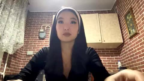 Snapshot of denysebernacchi chatting on 11, 11, 2025 Emma online show from 11, 11, 2025