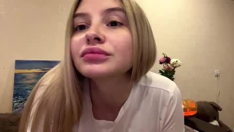 Snapshot of deonnagarn chatting on 31, 10, 2025 Vi Victoria online show from 31, 10, 2025