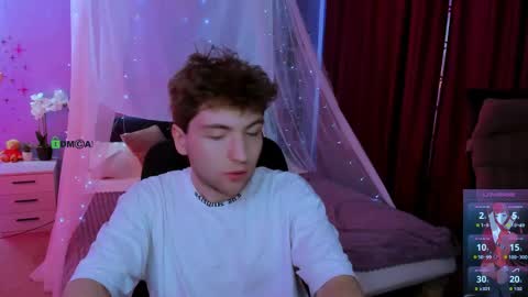 derek_hawk_ online show from 23, 3, 2026