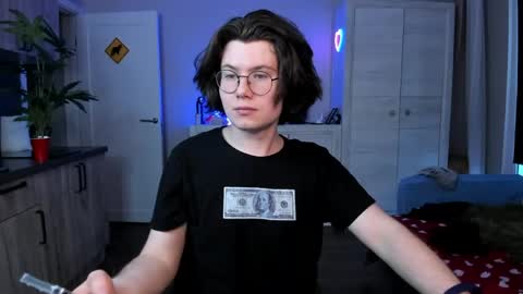 Derek online show from 17, 5, 2026