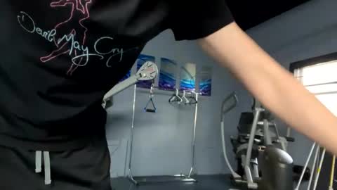 derekdings online show from 17, 1, 2025