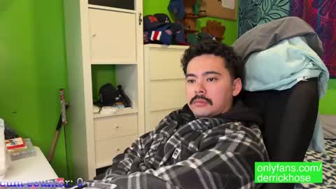 Derrick Hose online show from 6, 2, 2025