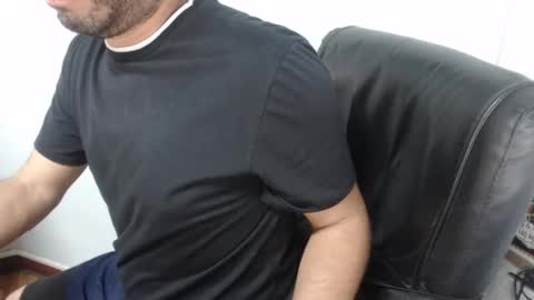 Snapshot of derrik_ chatting on 14, 9, 2025 online show from 14, 9, 2025