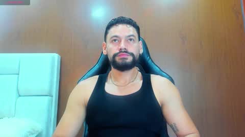 DerryBigger CM online show from 10, 11, 2025