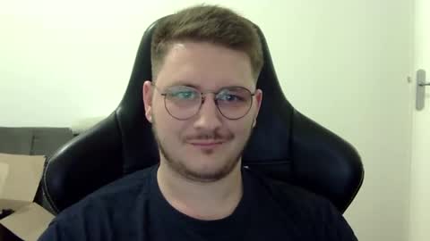 Snapshot of dervechi chatting on 7, 10, 2025 dervechi online show from 7, 10, 2025