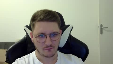 Snapshot of dervechi chatting on 11, 10, 2025 dervechi online show from 11, 10, 2025