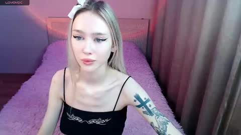 Snapshot of des_ch chatting on 10, 2, 2025 Ari online show from 10, 2, 2025