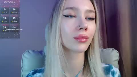 Snapshot of des_ch chatting on 7, 11, 2025 Ari online show from 7, 11, 2025