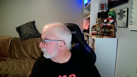 Snapshot of desertknight56 chatting on 4, 12, 2024 D K online show from 4, 12, 2024