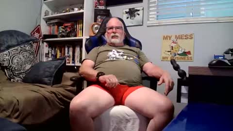 Snapshot of desertknight56 chatting on 25, 9, 2025 D K online show from 25, 9, 2025
