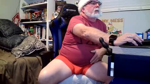 Snapshot of desertknight56 chatting on 27, 11, 2025 D K online show from 27, 11, 2025