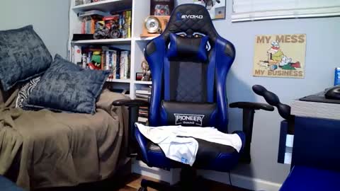 Snapshot of desertknight56 chatting on 4, 12, 2025 D K online show from 4, 12, 2025