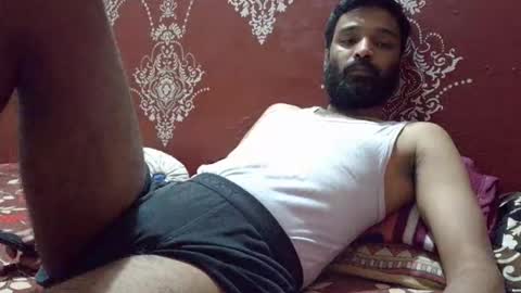 desi_boy799417 online show from 17, 4, 2026