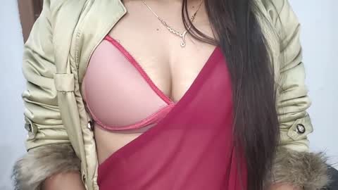 Snapshot of desicoupleshow chatting on 26, 1, 2025 Eva and Adam online show from 26, 1, 2025