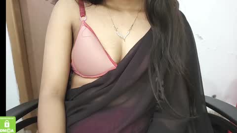 Snapshot of desicoupleshow chatting on 1, 2, 2025 Eva and Adam online show from 1, 2, 2025