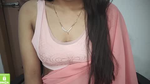 Snapshot of desicoupleshow chatting on 8, 2, 2025 Eva and Adam online show from 8, 2, 2025