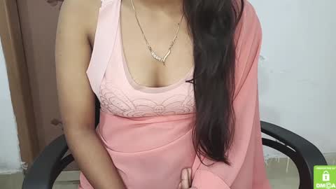 Snapshot of desicoupleshow chatting on 9, 2, 2025 Eva and Adam online show from 9, 2, 2025